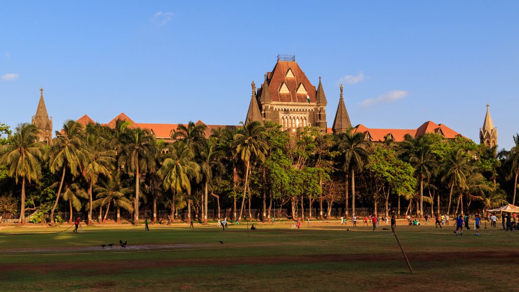 Bombay HC Division Bench Refers Petition Regarding Principles Governing Land Acquisition To Larger Bench